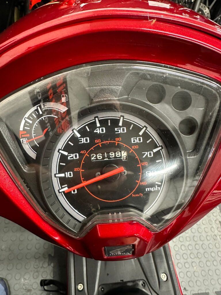 Honda Vision 110 cc — Photo 4
