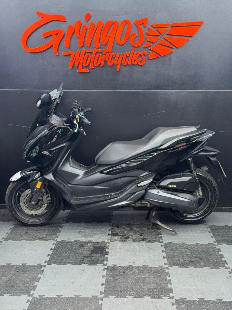HONDA FORZA 125 — Photo 2